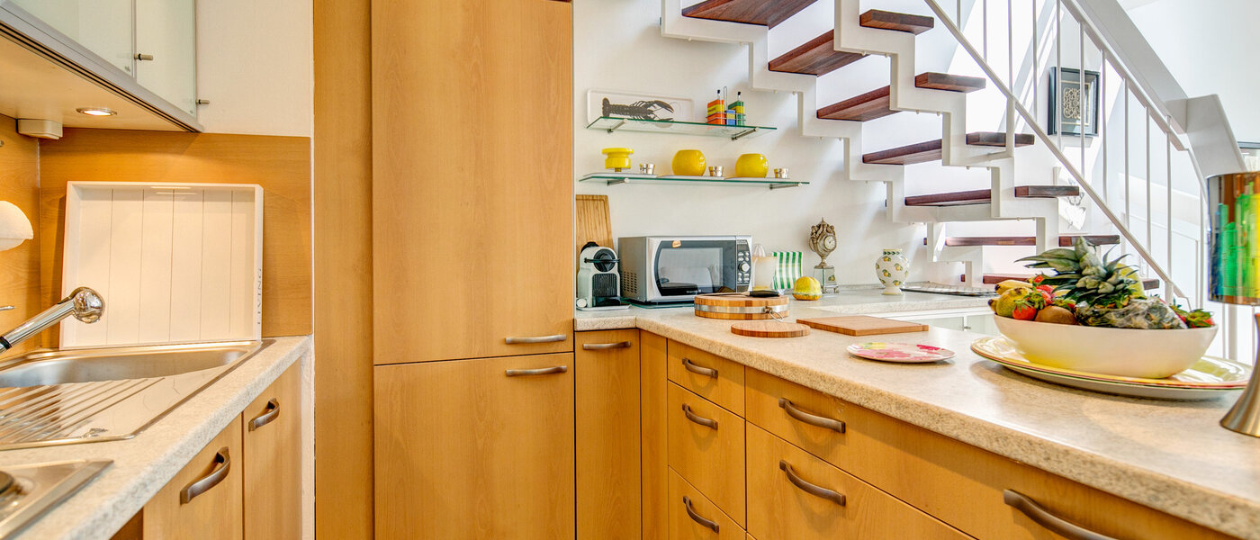 appartement style maisonnette München Nymphenburg 01 cuisine 8639