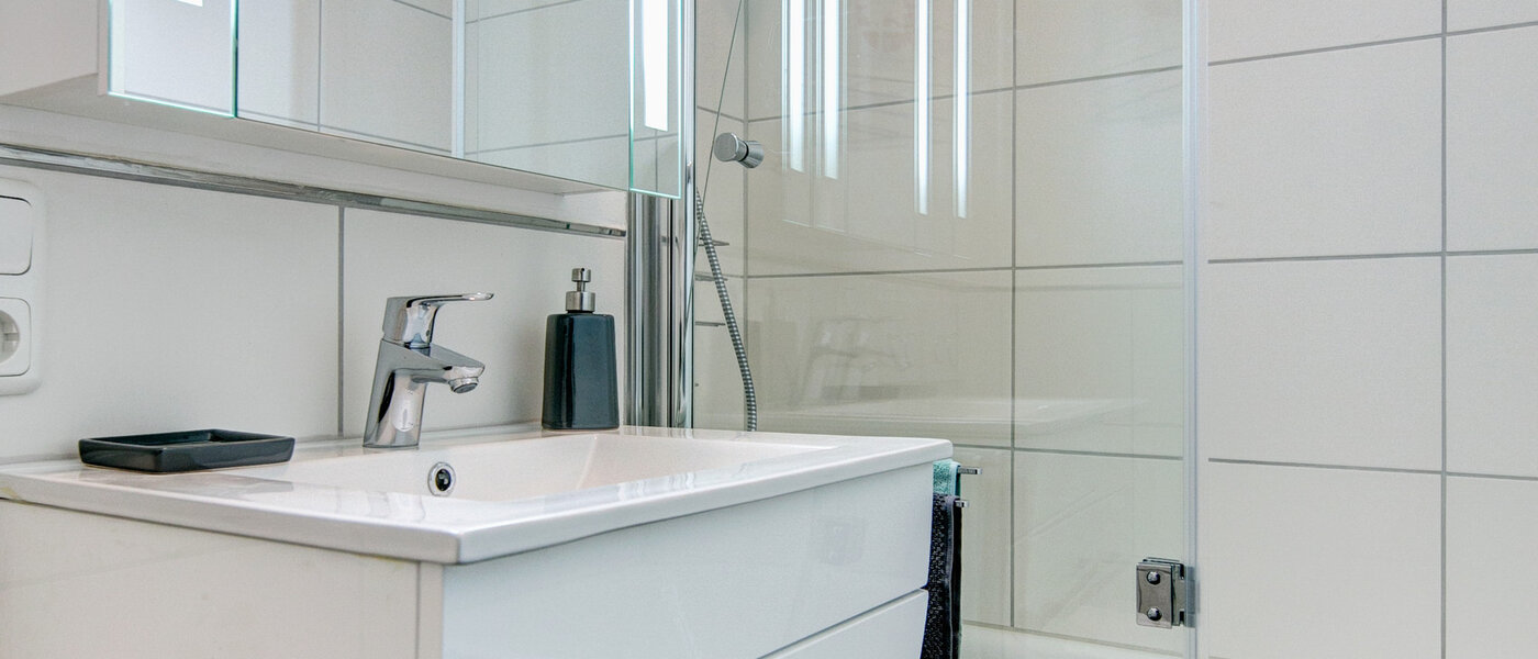 appartement style maisonnette München Nymphenburg 01 salle de bain 8639