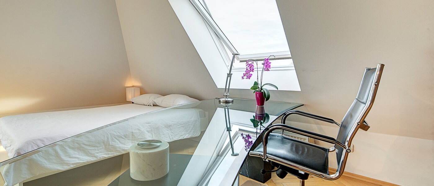 appartement style maisonnette München Neuhausen 02 2ème ch. à coucher 8765