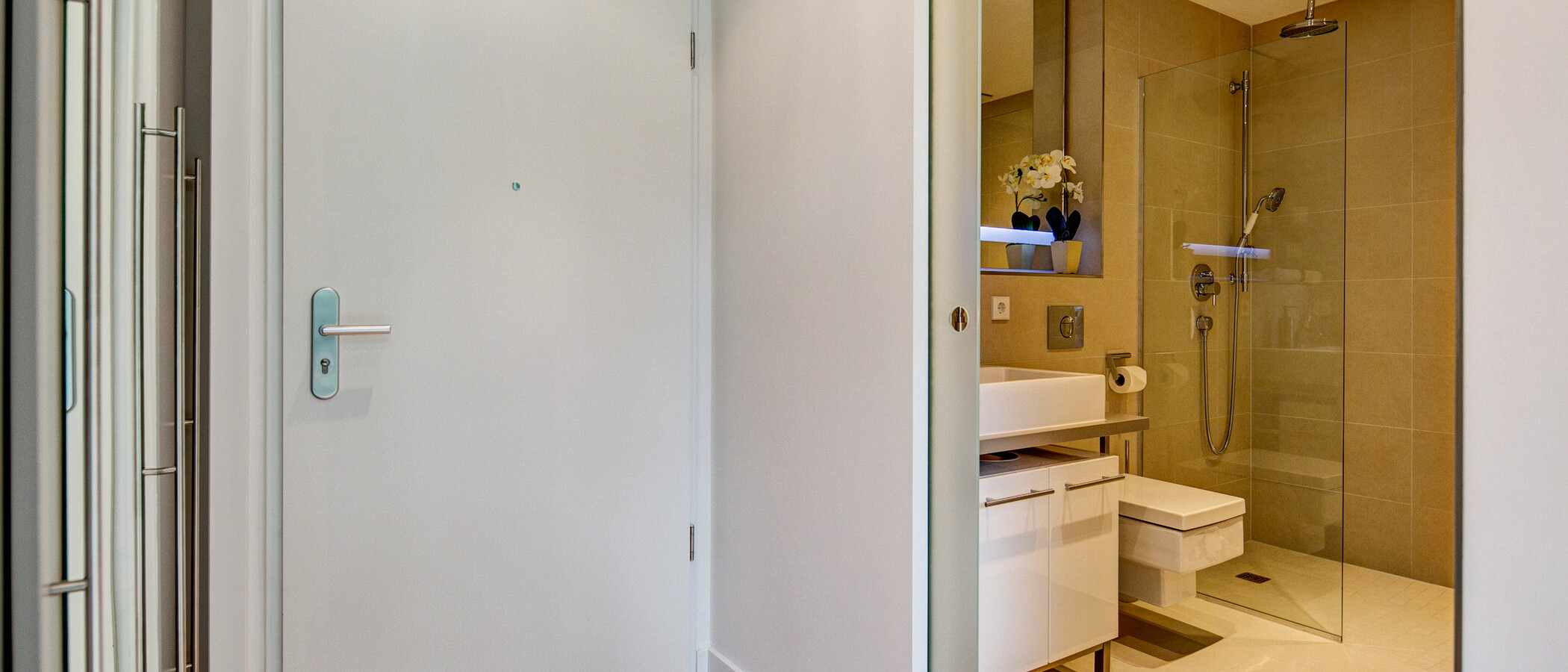 studio München Bogenhausen 01 entrée/couloir 8773