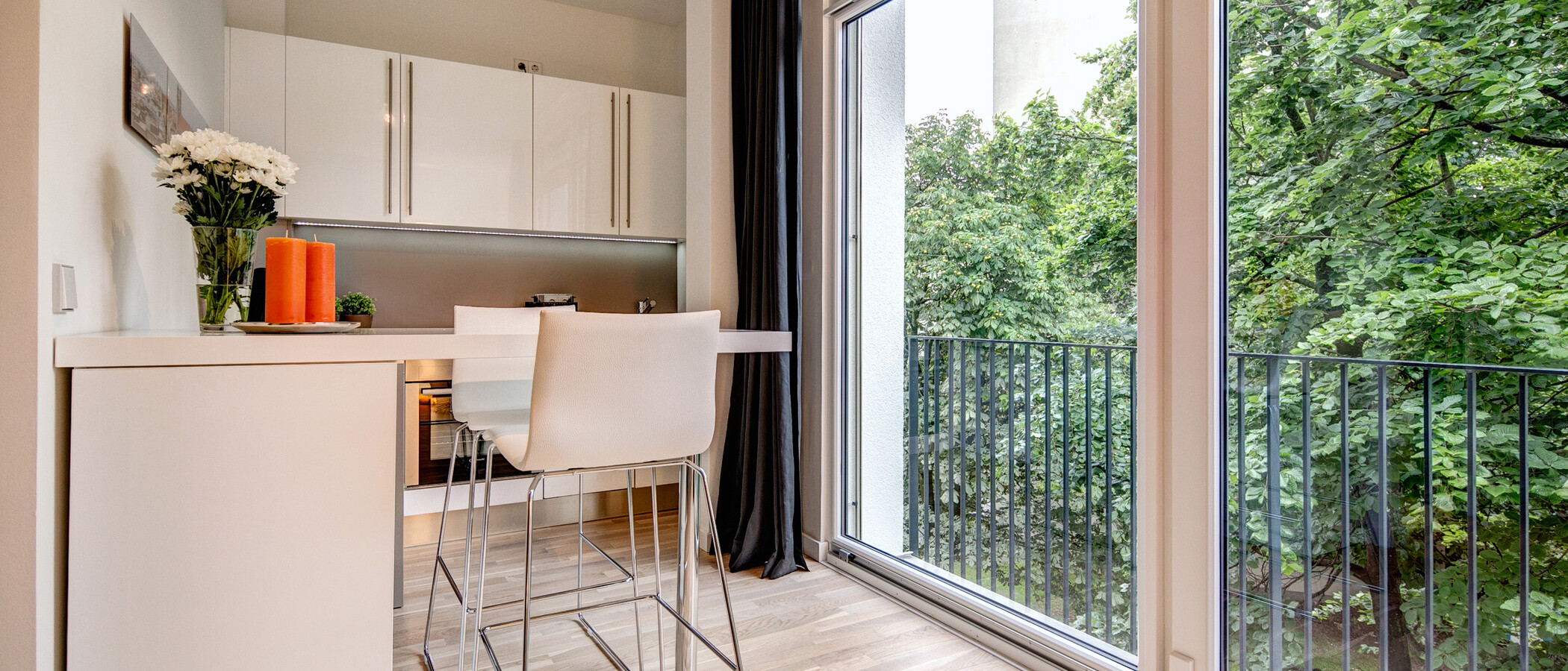 studio München Bogenhausen 01 pièce à vivre 8773