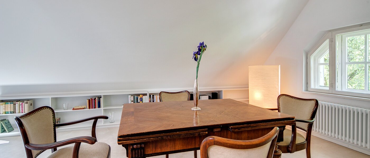 appartement sous les toits München Solln 02 salle à manger 8785