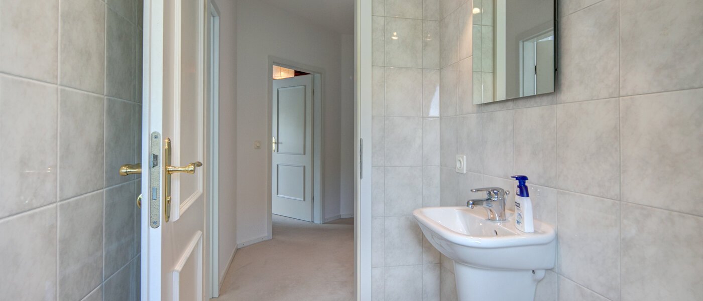 appartement sous les toits München Solln 02 deux toilettes 8785