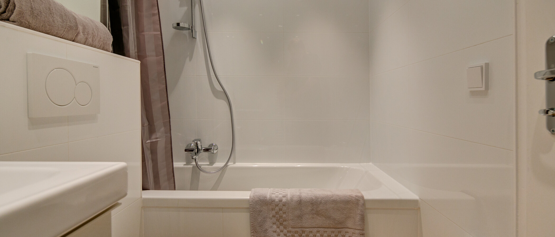 appartement München Thalkirchen 01 salle de bain 8820