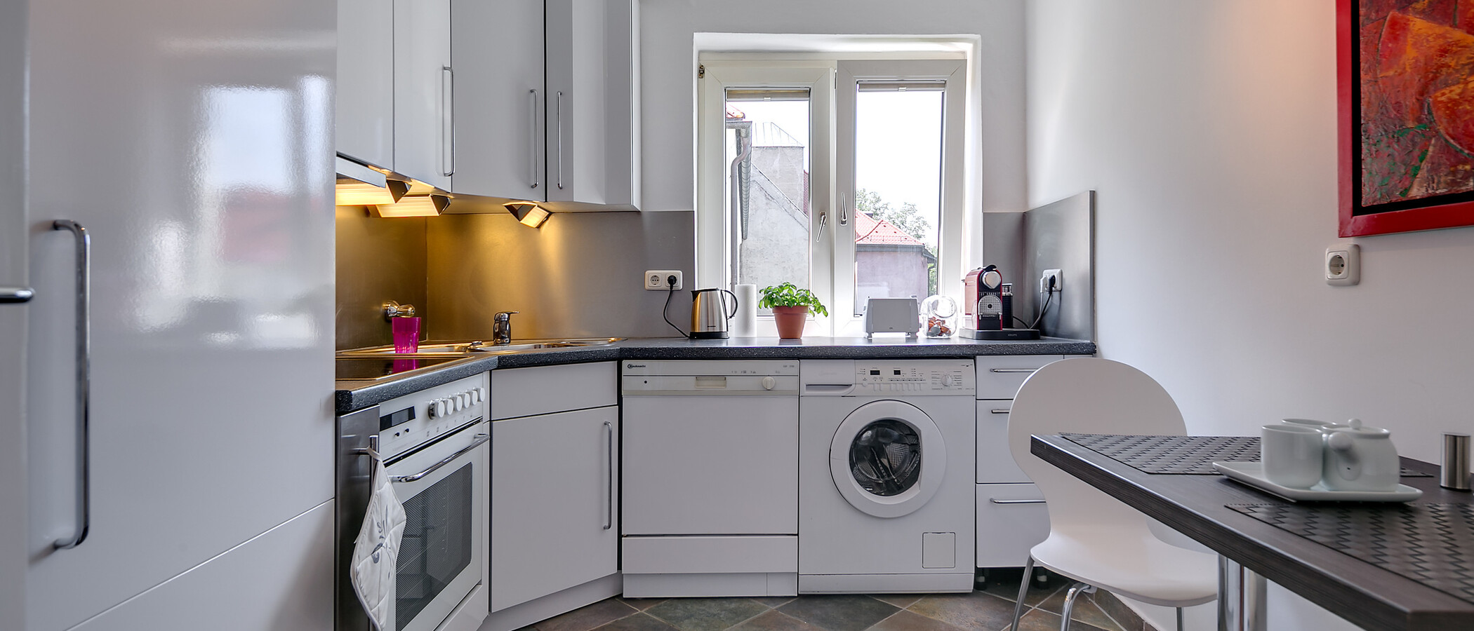 appartement München Schwabing-Nord (zw. Belgrad- & Leopoldstraße) 01 cuisine 8856