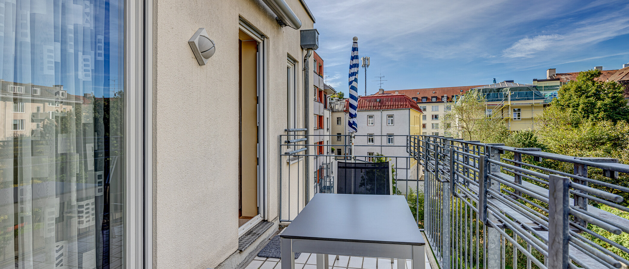 appartement München Maxvorstadt - Rund um den Josephsplatz 02 balcon 8863