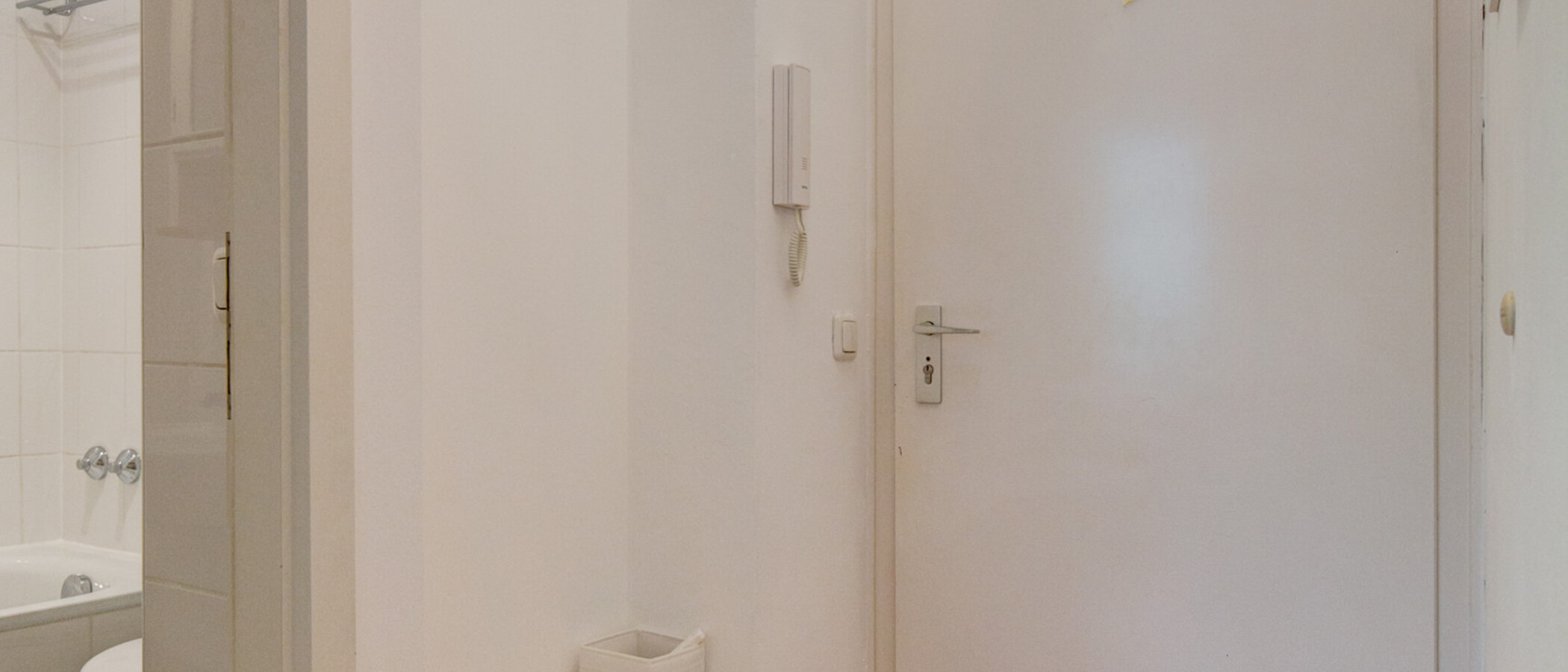 studio München Schwabing-Nord (zw. Leopoldstraße & Englischen Garten) 02 entrée/couloir 8870