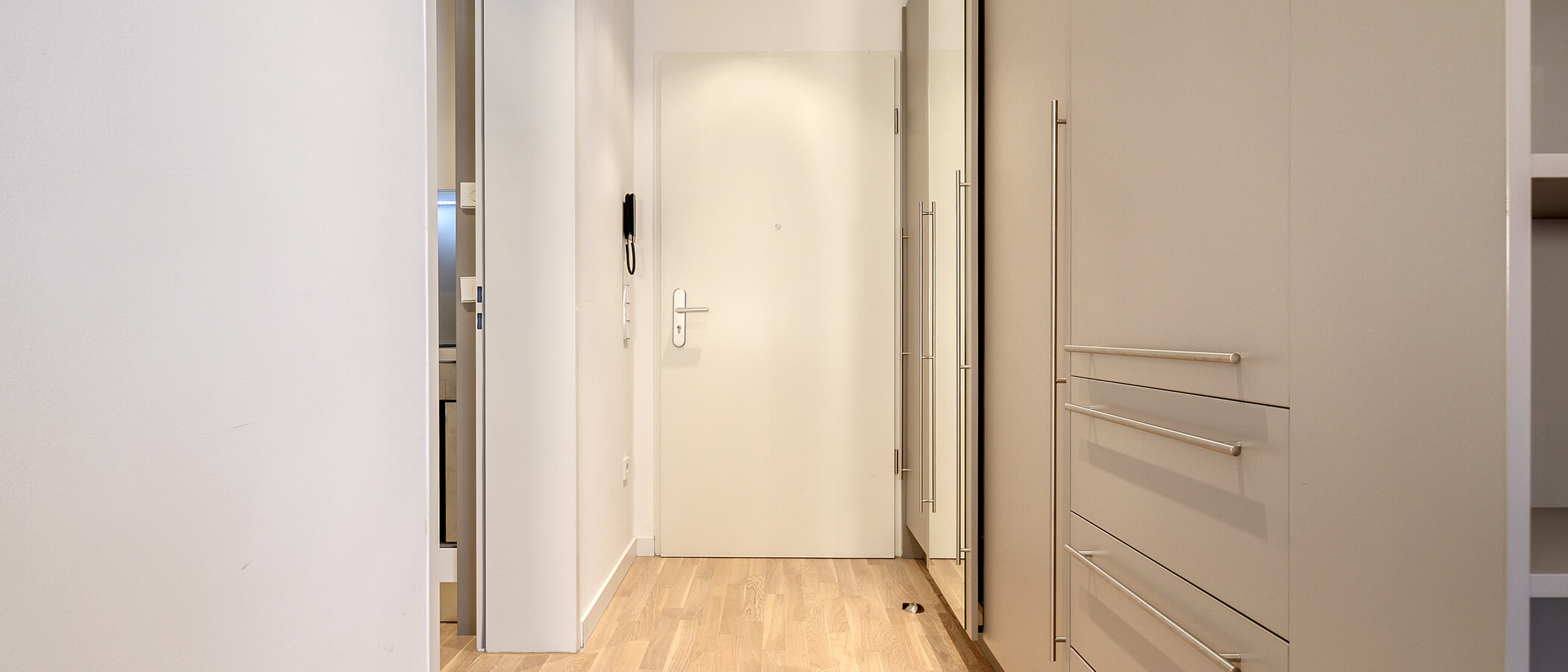appartement München Bogenhausen 02 entrée/couloir 8949