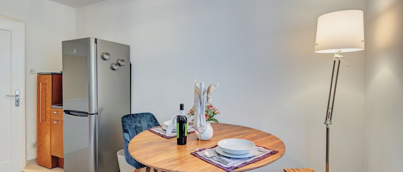 appartement München Maxvorstadt - Rund um den Josephplatz 04 cuisine 8953