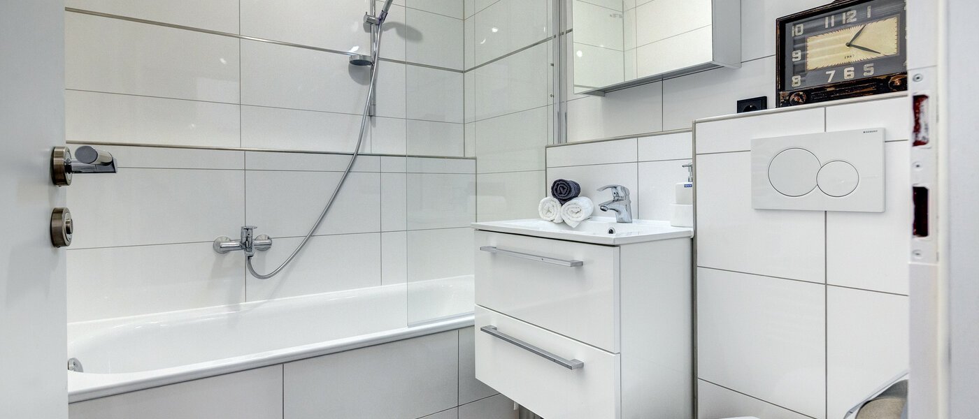 appartement avec jardin Neufahrn b. Freising 01 salle de bain 8976