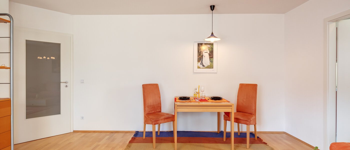 appartement München Neuhausen 04 salle de séjour 8994