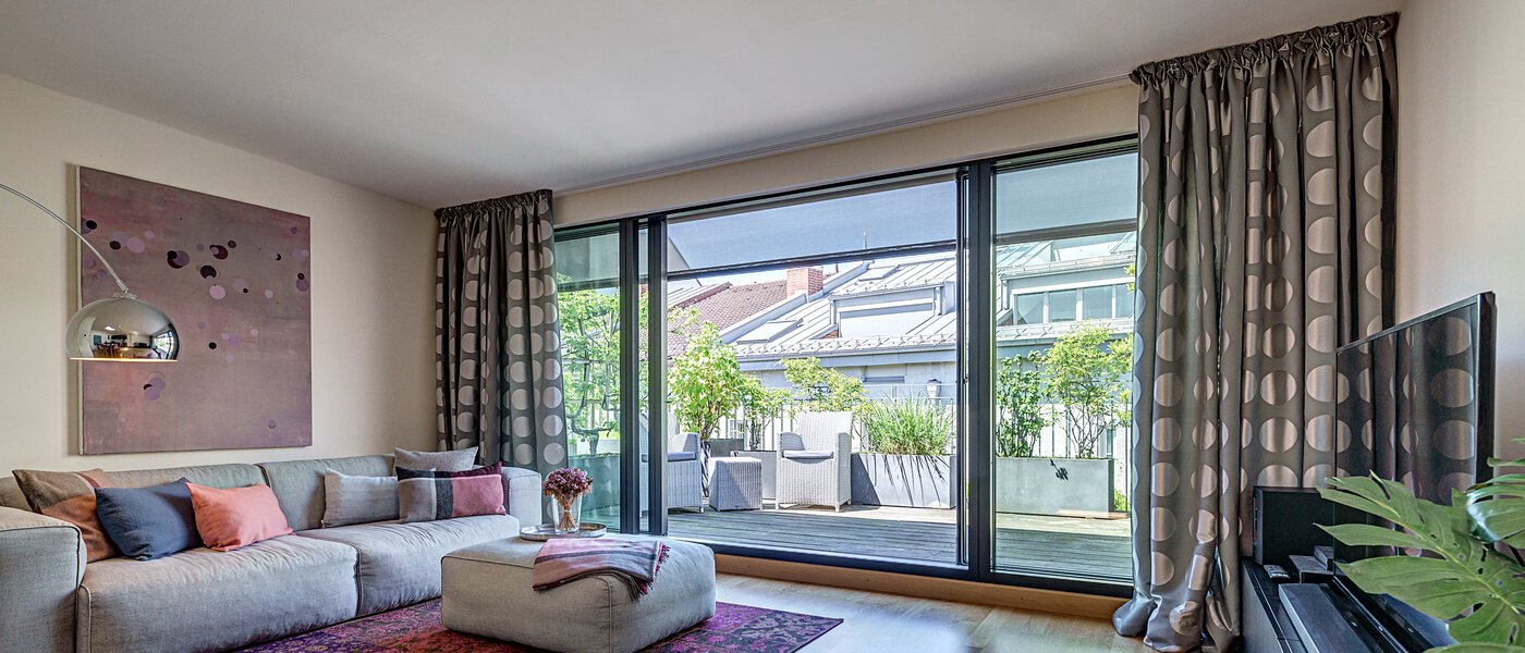 appartement avec terrasse sur le toit München Altstadt 01 pièce à vivre 9009