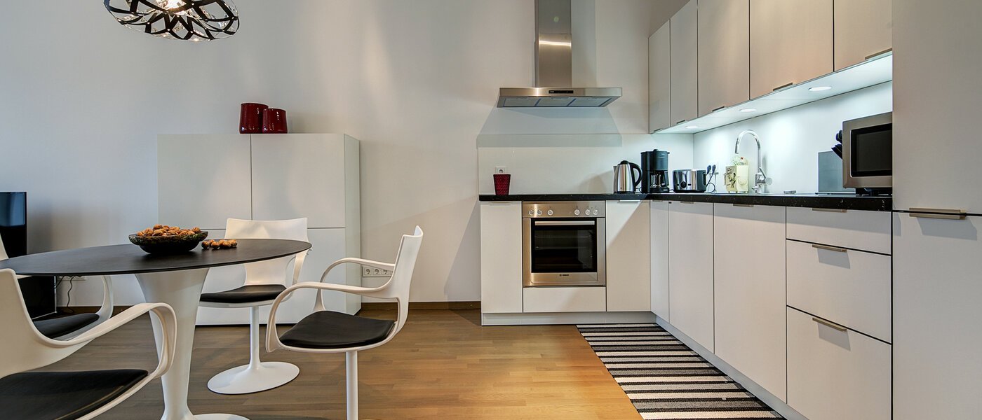 appartement München Neuhausen 02 cuisine 9058