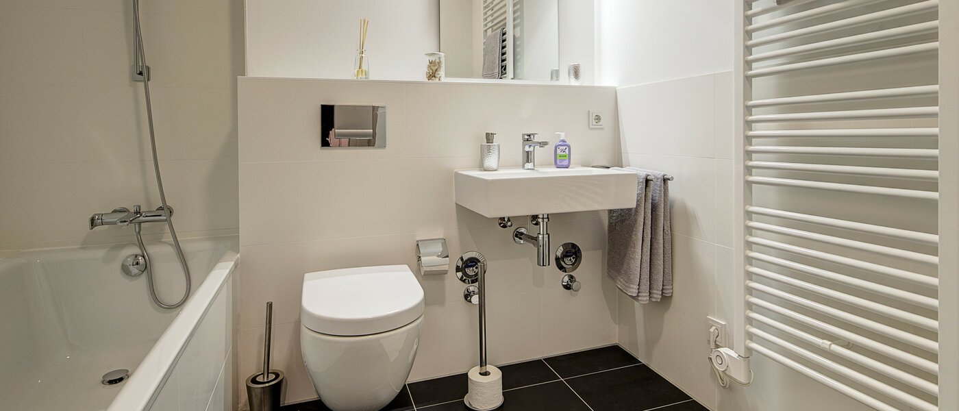 appartement München Neuhausen 01 salle de bain 9058