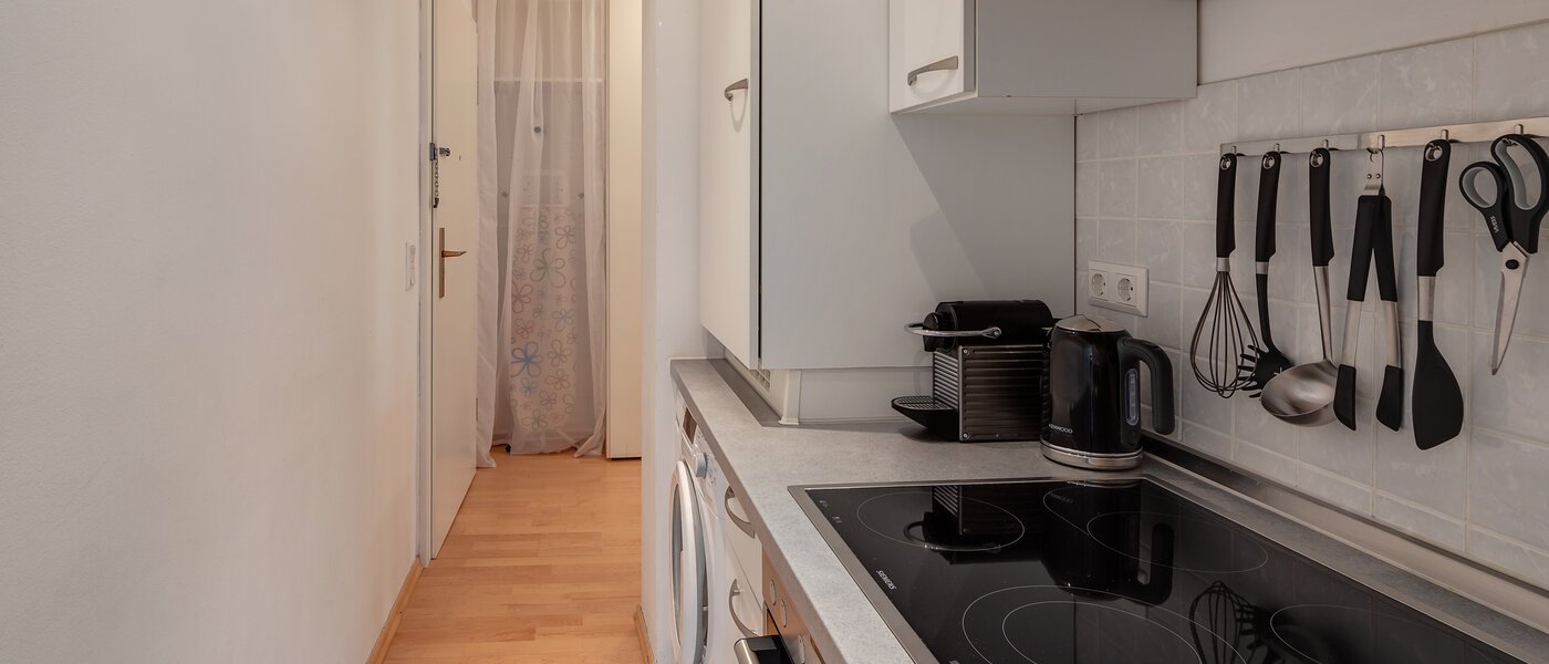 appartement München Schwabing-Nord (zw. Leopoldstraße & Englischen Garten) 01 cuisine 9063