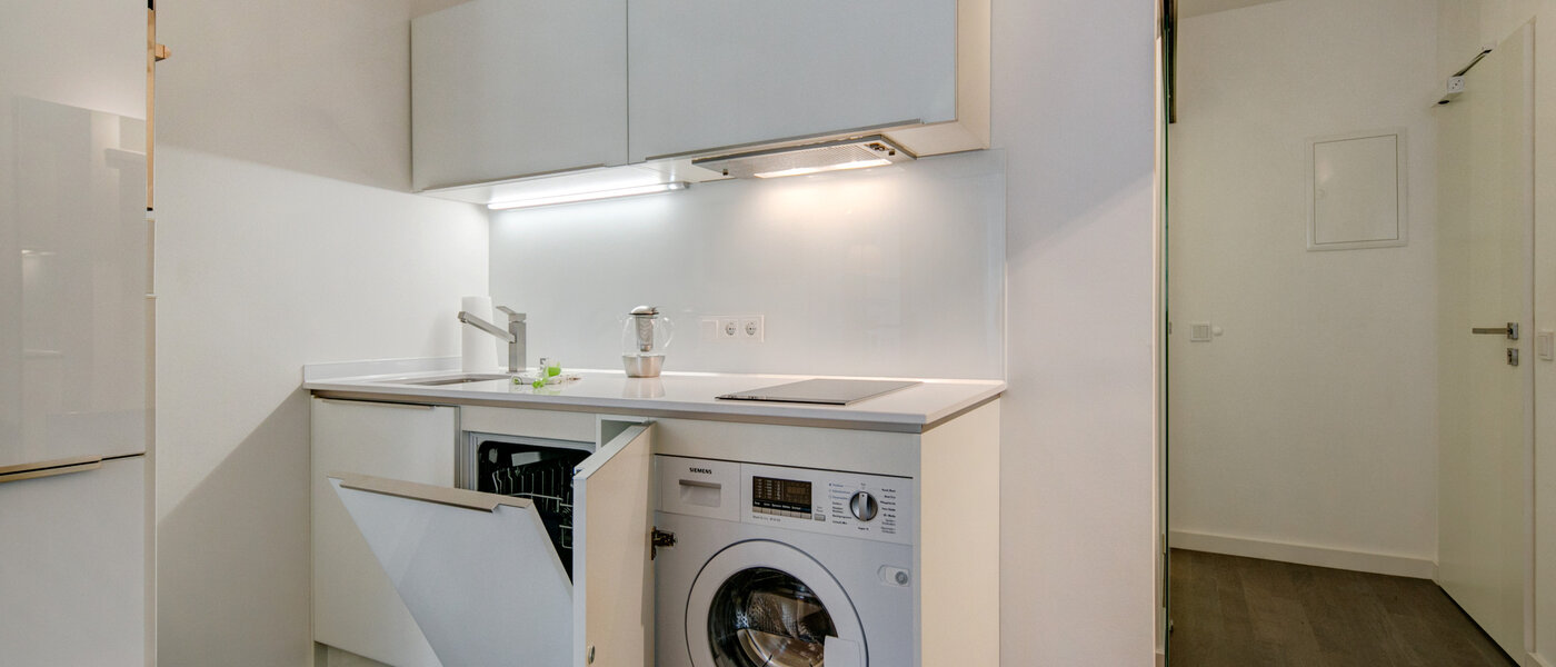 studio München Schwabing-Nord (zw. Leopoldstraße & Englischen Garten) 01 cuisine 9075