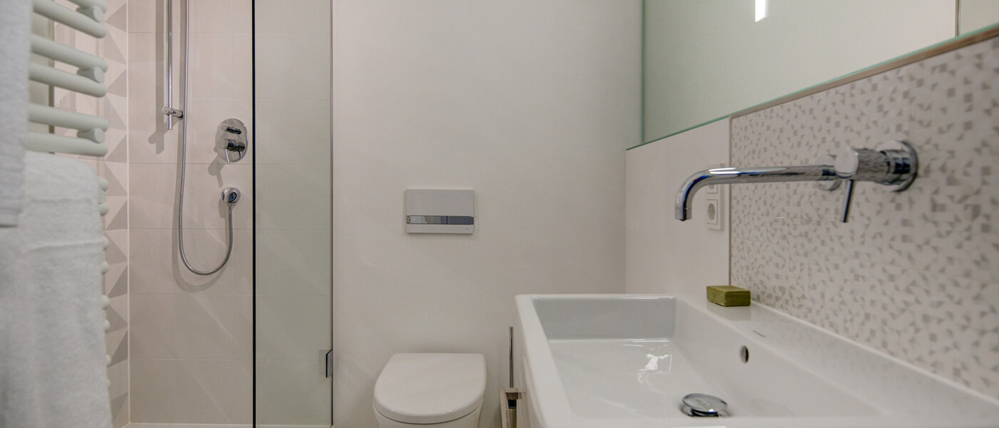 studio München Schwabing-Nord (zw. Leopoldstraße & Englischen Garten) 01 salle de bain 9075