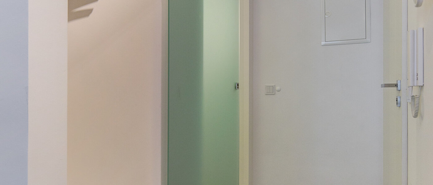 studio München Schwabing-Nord (zw. Leopoldstraße & Englischen Garten) 01 entrée/couloir 9075