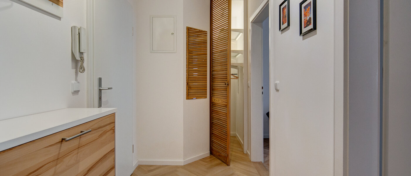 appartement München Glockenbachviertel 01 entrée/couloir 9181