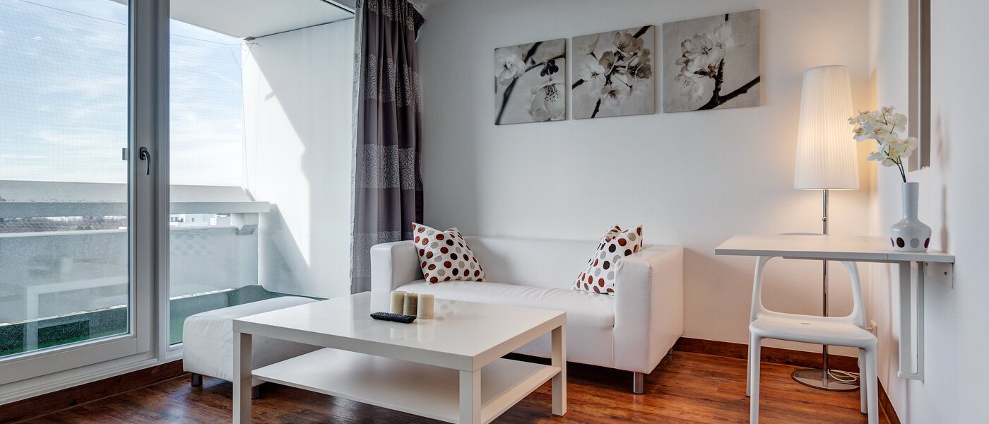 appartement München Olympiadorf 01 salon 9195