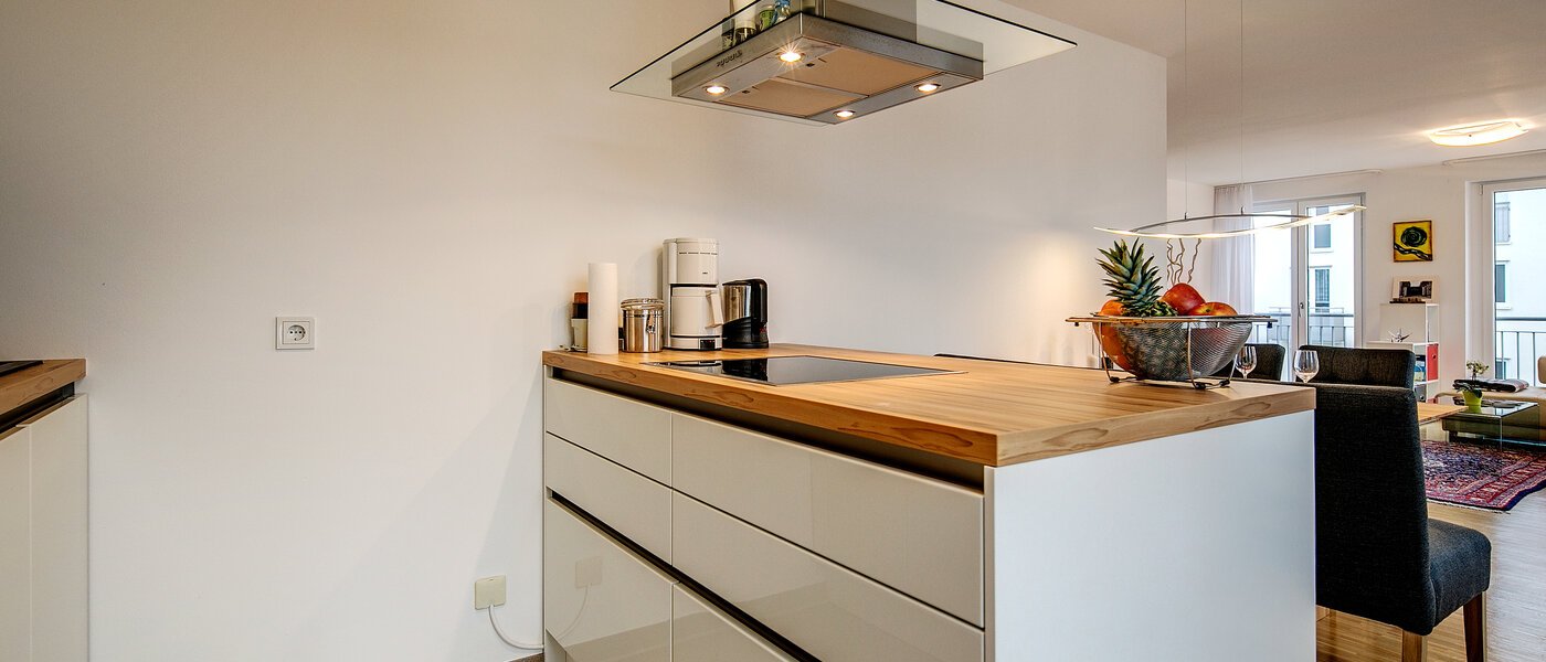 appartement avec terrasse sur le toit München Nymphenburg 02 cuisine 9208