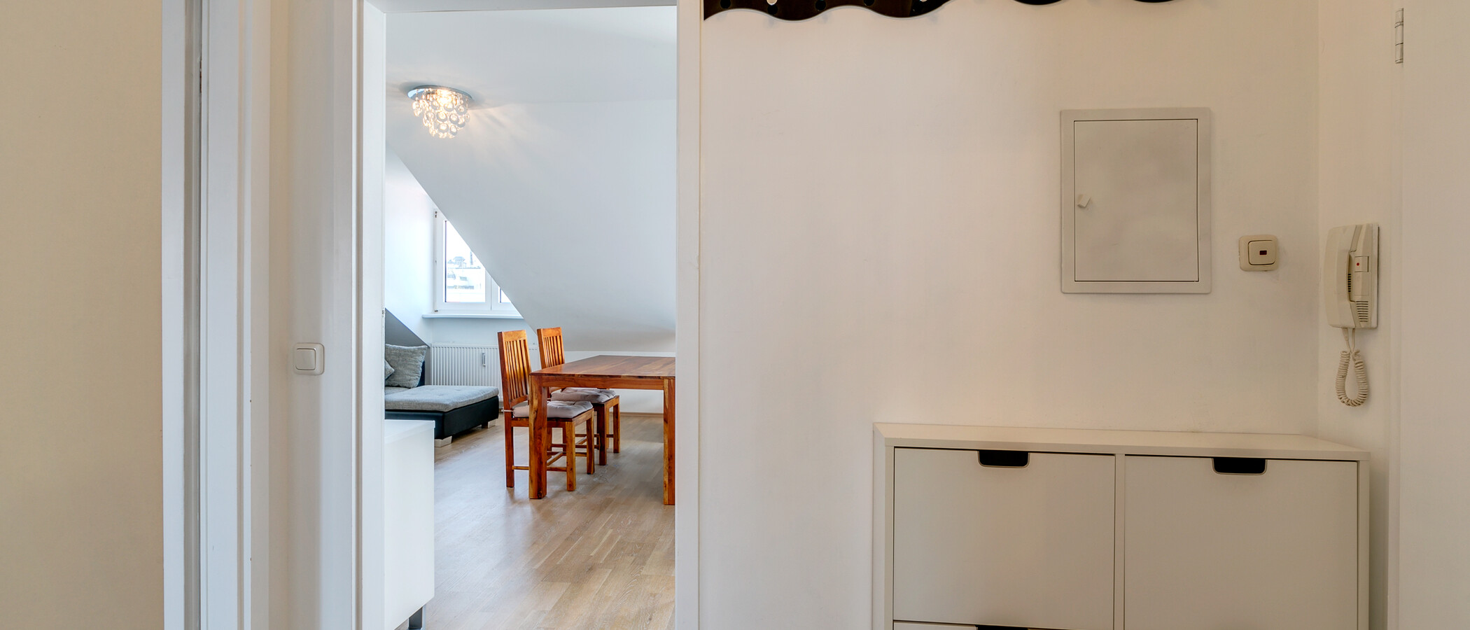 appartement avec terrasse sur le toit München Sendling-Westpark 01 entrée/couloir 9220