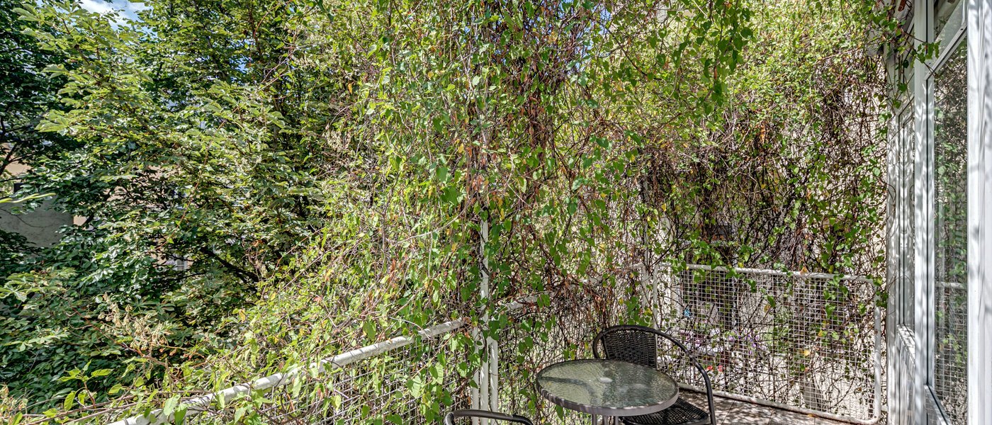 studio München Schwabing 01 balcon 9272