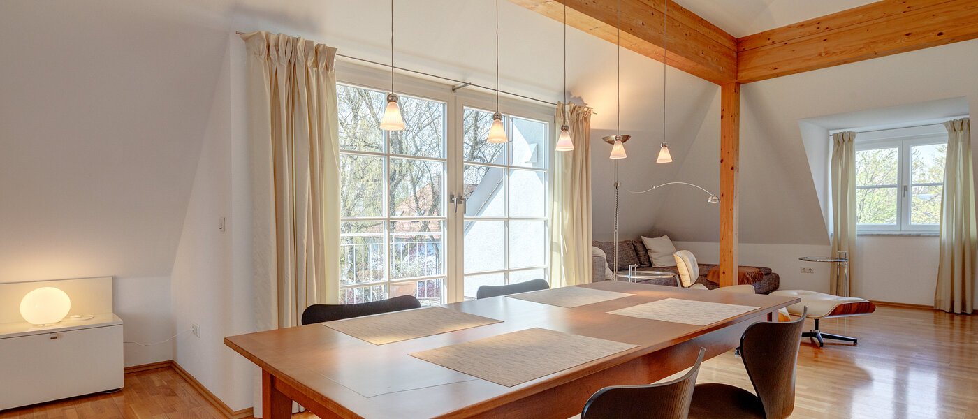 appartement avec terrasse sur le toit München Bogenhausen 07 salle de séjour 9274