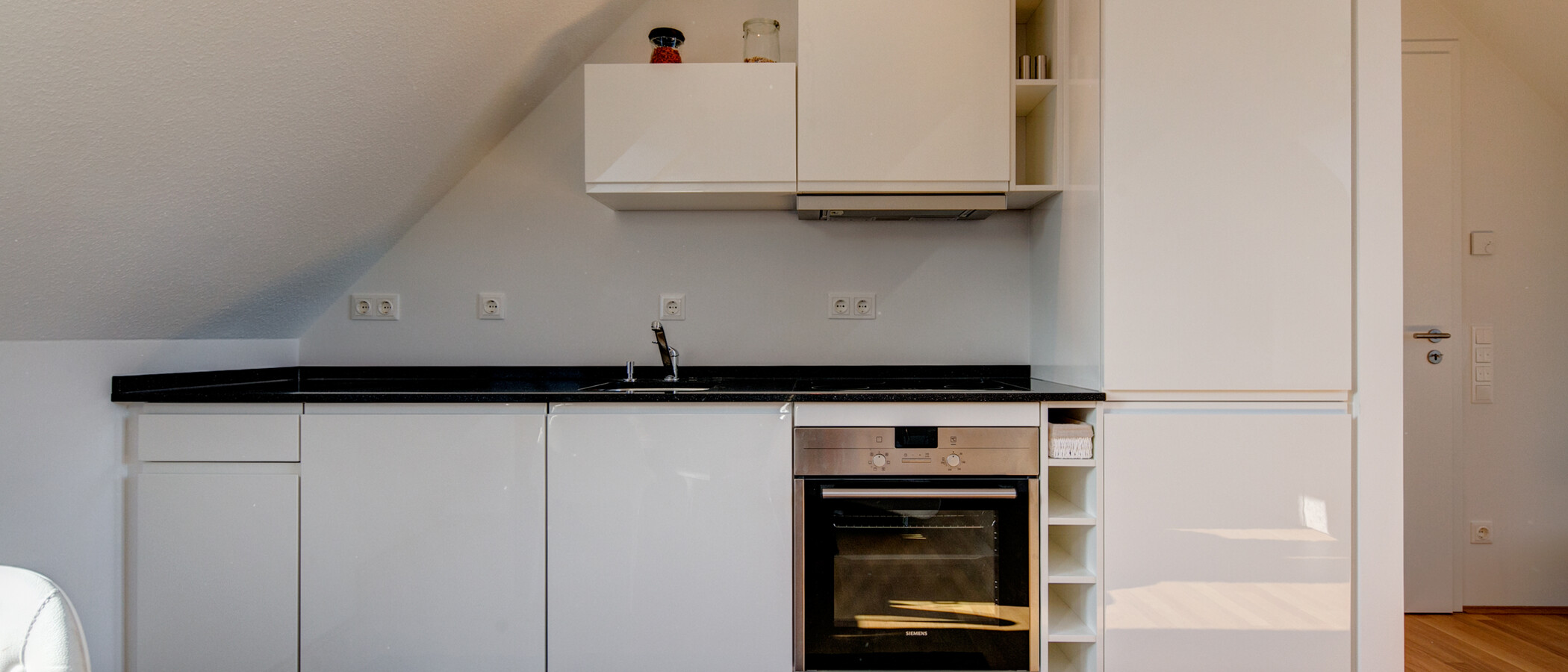appartement sous les toits München Obermenzing 01 cuisine 9287