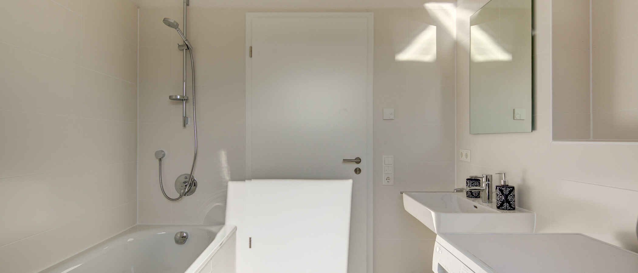 appartement sous les toits München Obermenzing 04 salle de bain 9287