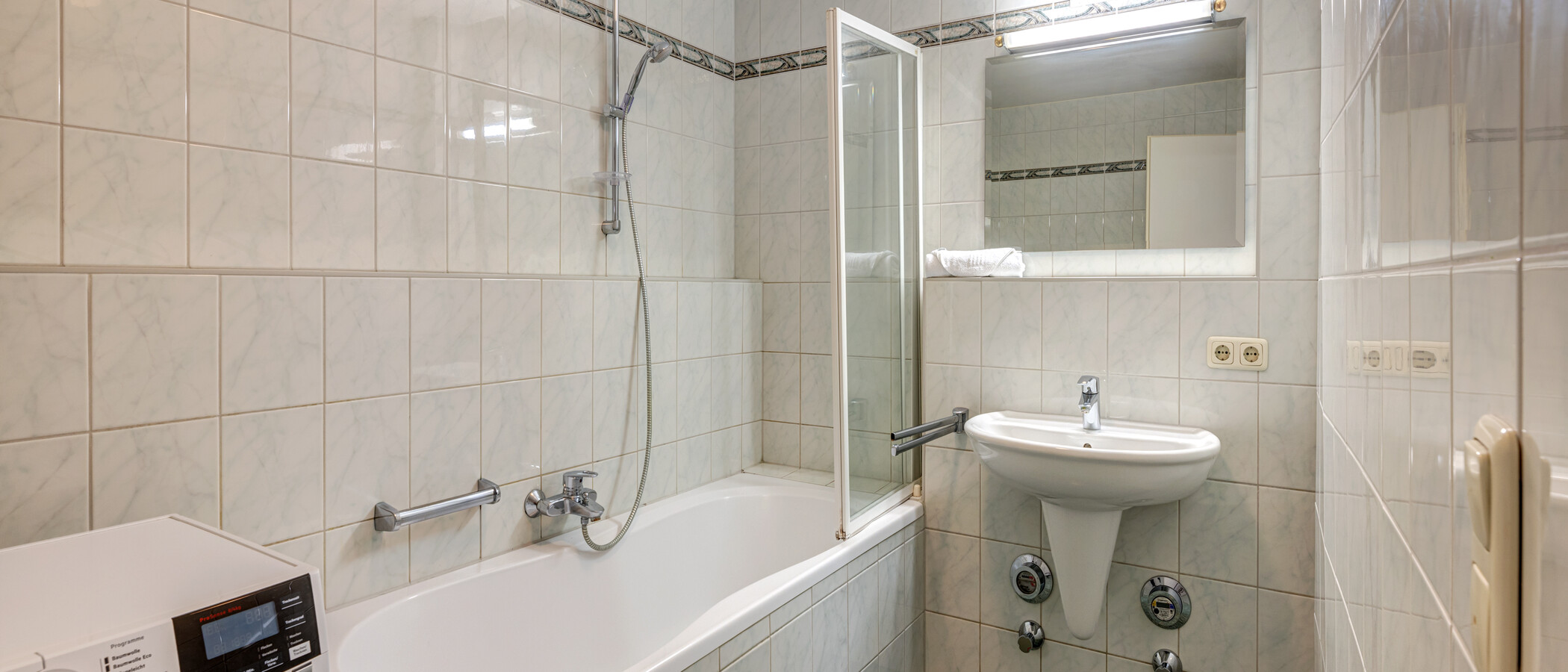 appartement München Maxvorstadt - Westen 01 salle de bain 94