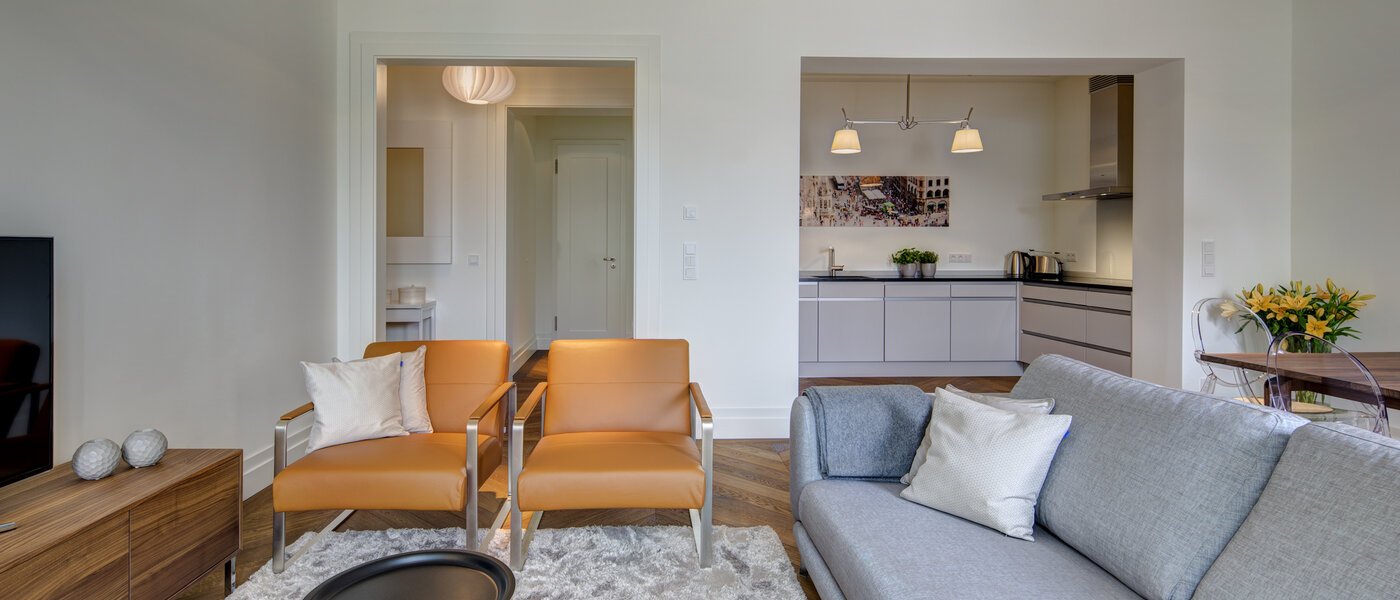 appartement München Maxvorstadt - Rund um den Josephplatz 02 salon 9480