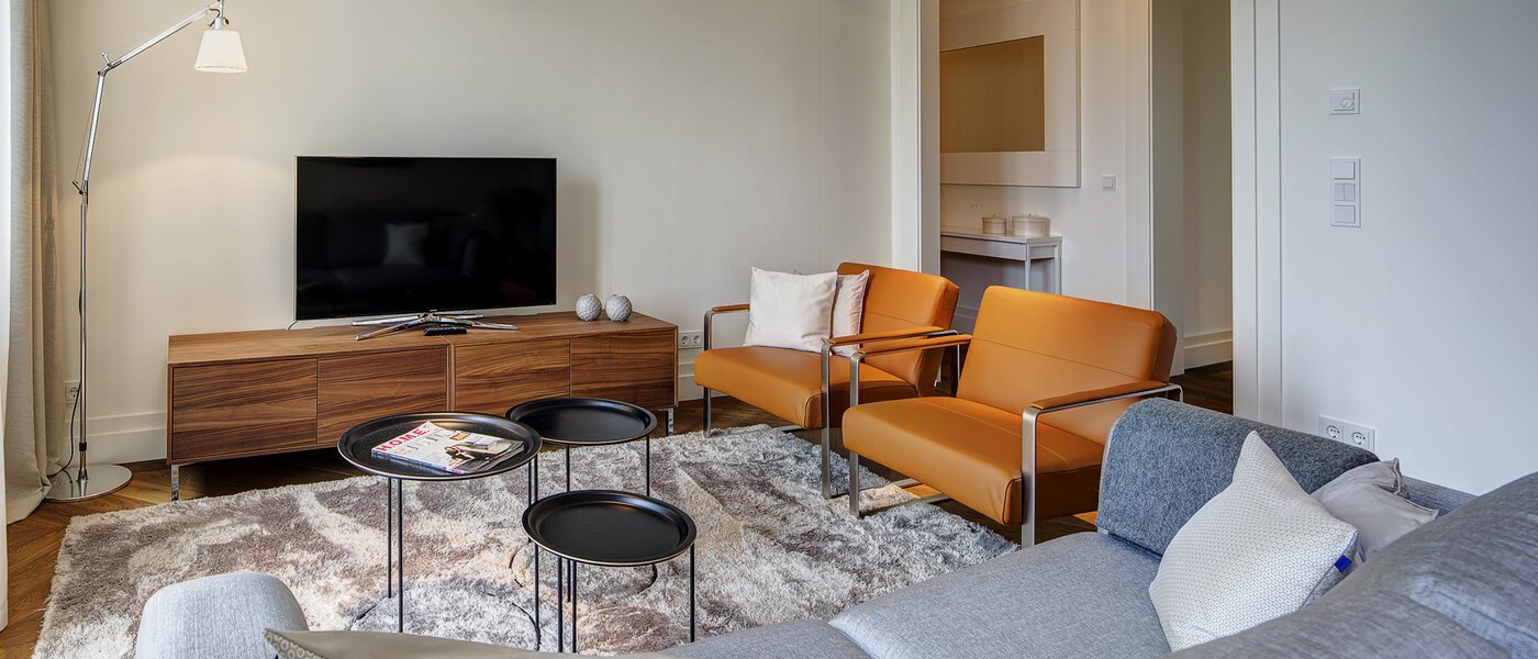 appartement München Maxvorstadt - Rund um den Josephplatz 06 salon 9480