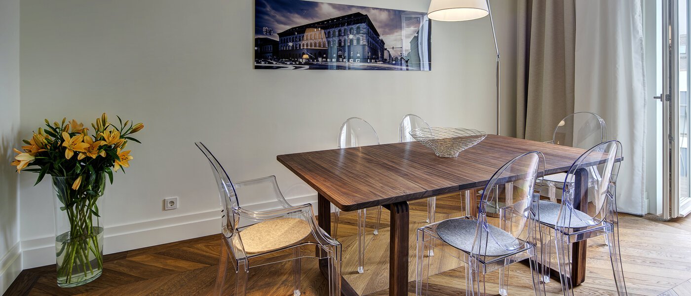 appartement München Maxvorstadt - Rund um den Josephplatz 02 salle à manger 9480