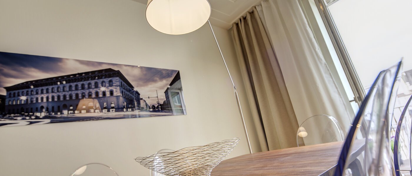 appartement München Maxvorstadt - Rund um den Josephplatz 04 salle à manger 9480