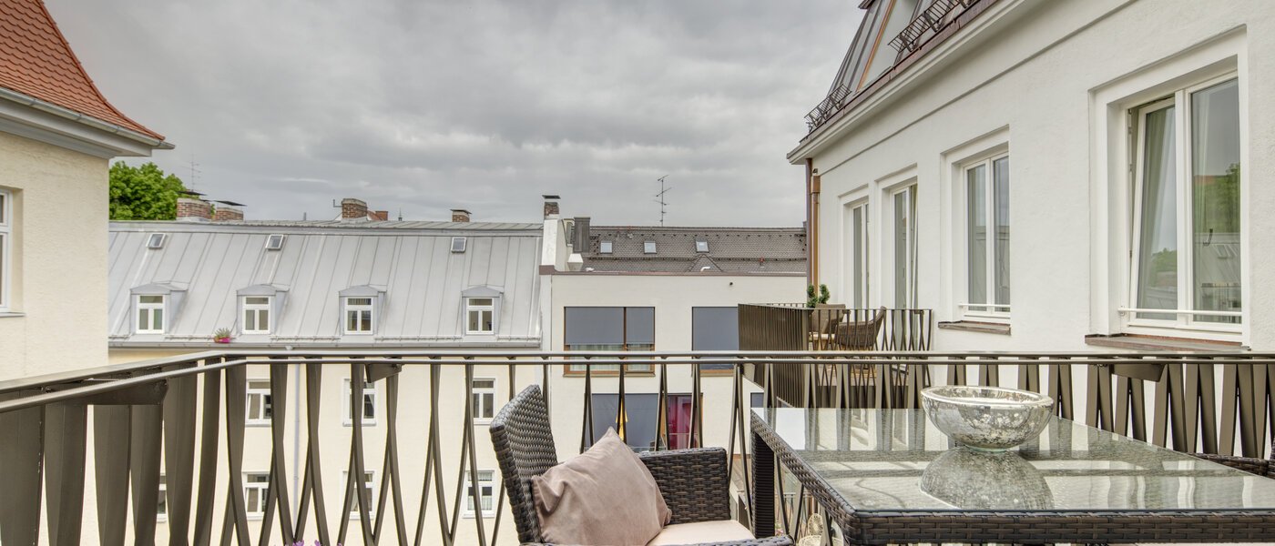 appartement München Maxvorstadt - Rund um den Josephplatz 02 balcon 9480