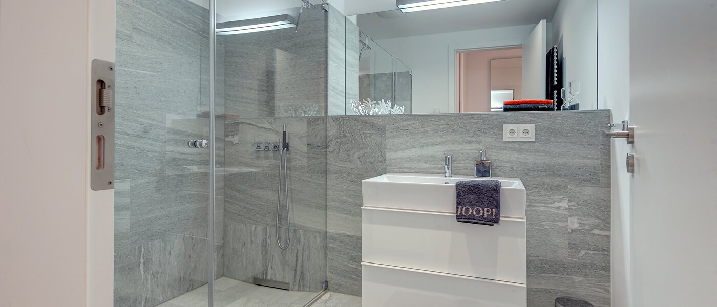 appartement München Schwabing (rechts der Leopoldstraße) 01 salle de bain 9521