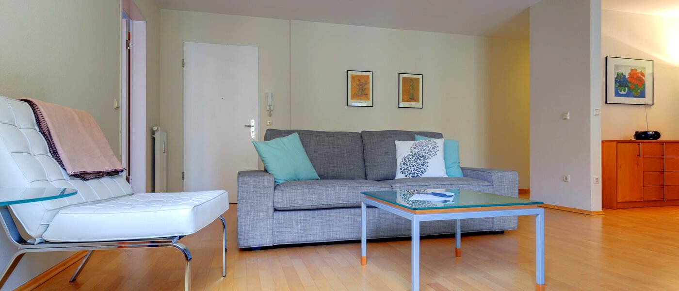 appartement München Maxvorstadt - Museumsviertel 03 salon 954