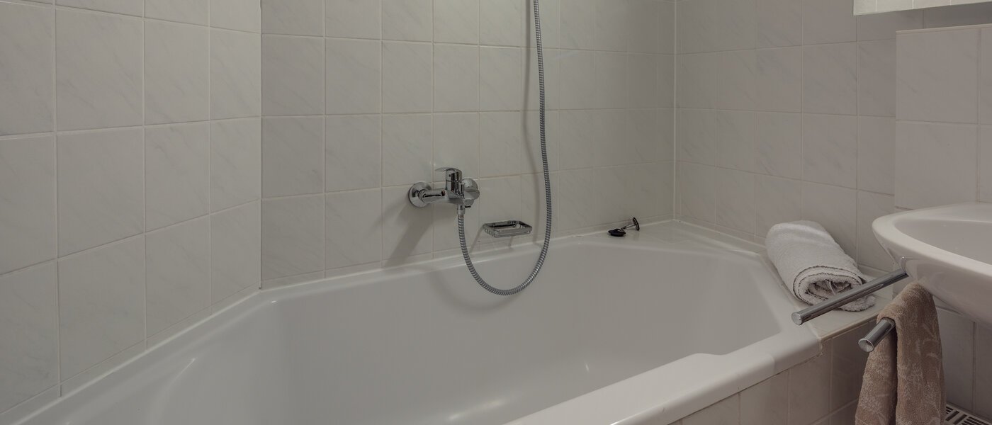 appartement München Schwabing (links der Leopoldstraße) 01 salle de bain 9548