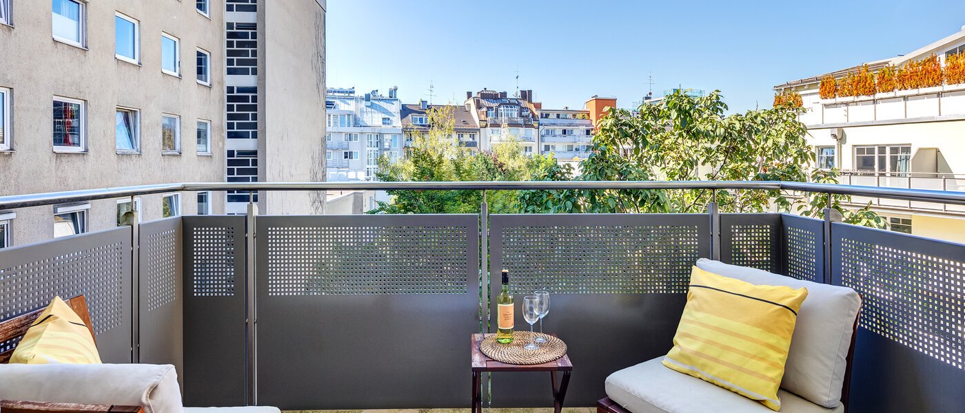 appartement München Schwabing-Nord (zw. Leopoldstraße & Englischen Garten) 02 balcon 9573