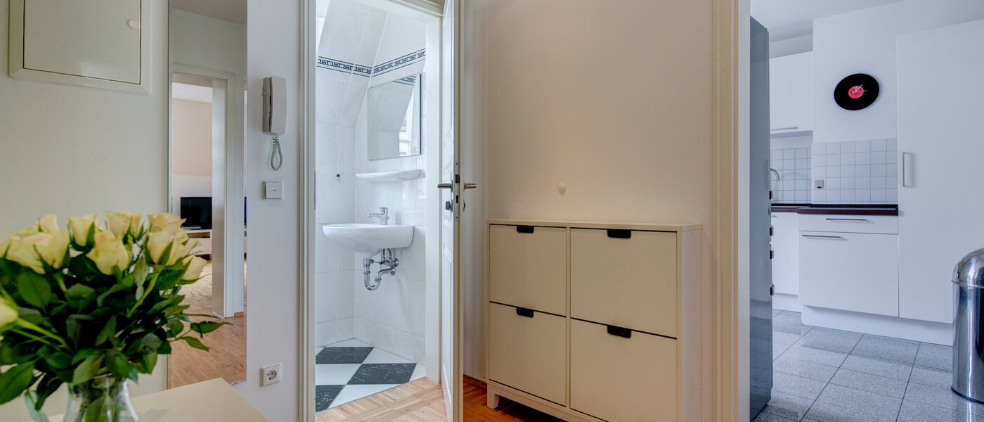 appartement style maisonnette München Lehel 02 entrée/couloir 9580