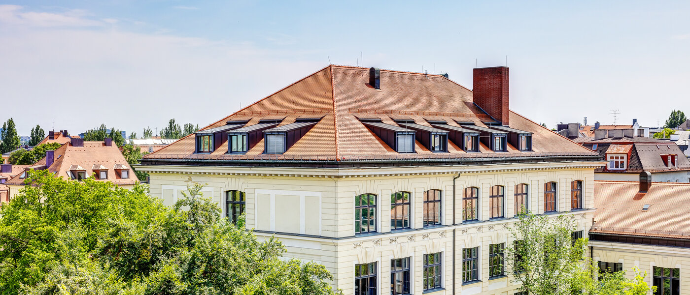 appartement avec terrasse sur le toit München Schwabing 05 vue 9602