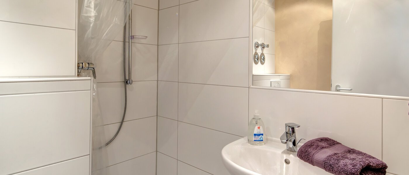 studio München Schwabing-Nord (zw. Leopoldstraße & Englischen Garten) 01 salle de bain 9622