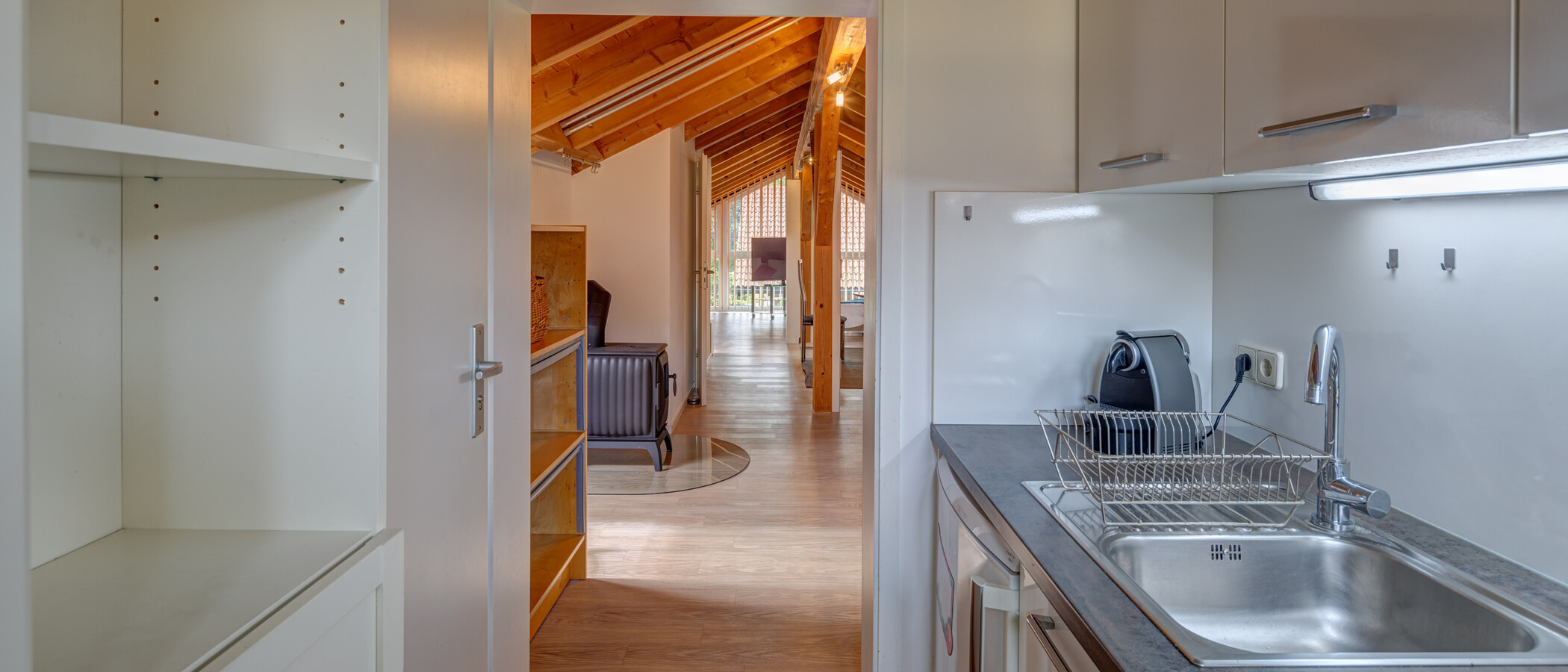 appartement sous les toits Gauting 02 cuisine 9625