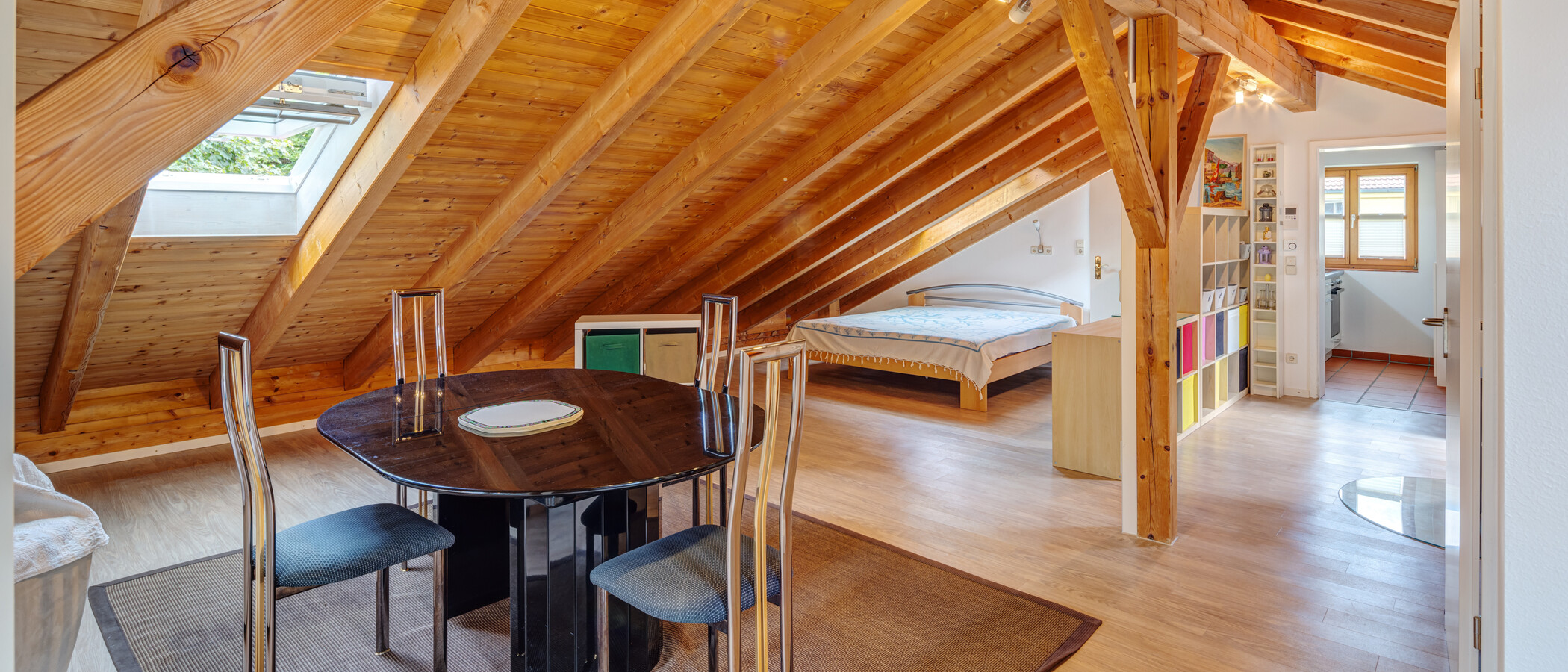 appartement sous les toits Gauting 02 pièce à vivre 9625