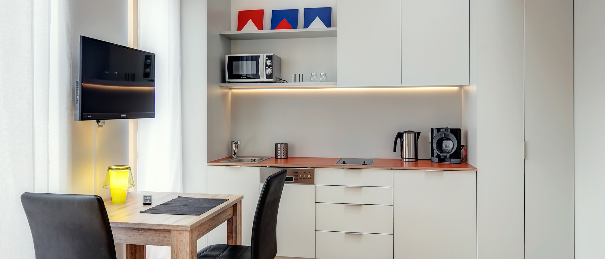 appartement style maisonnette avec mezzanine Unterschleißheim Lohhof 01 cuisine 9677