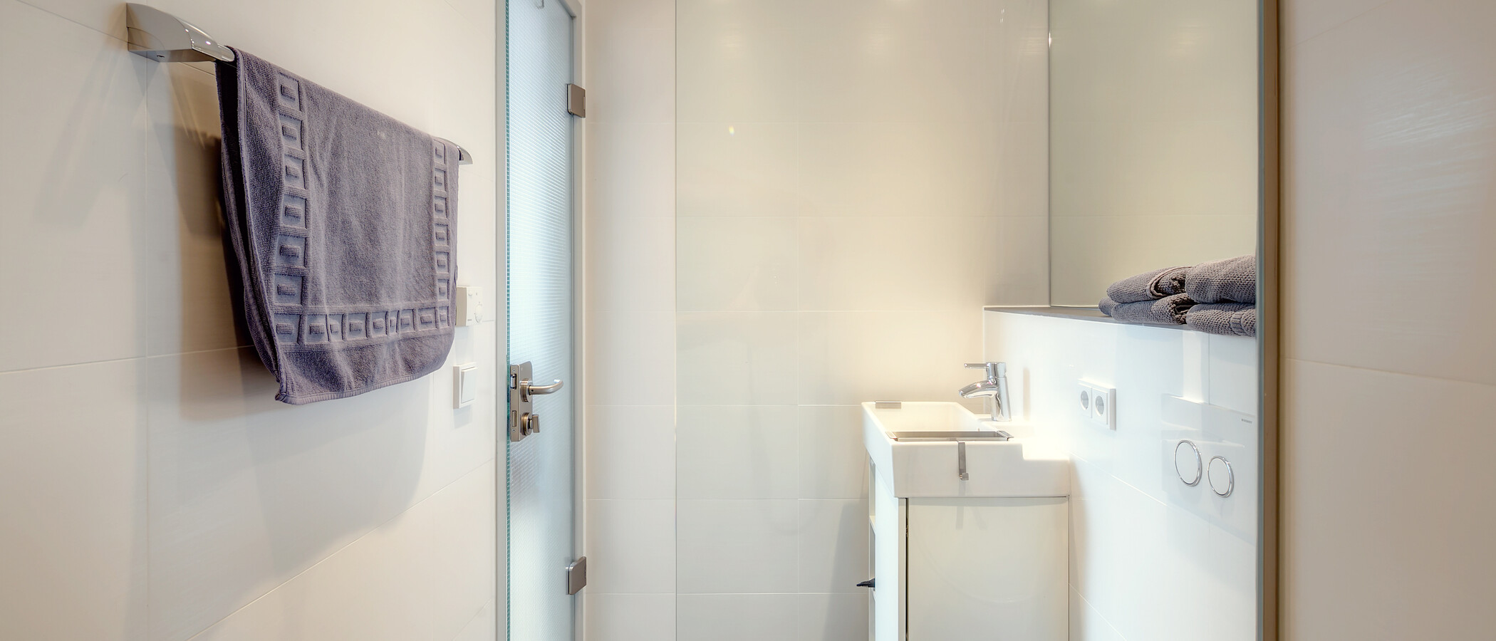 appartement style maisonnette avec mezzanine Unterschleißheim Lohhof 02 salle de bain 9677