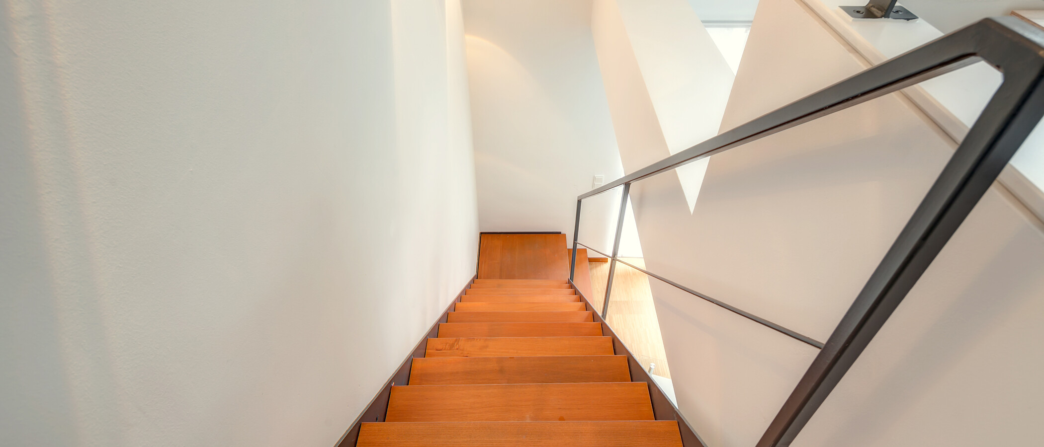 appartement style maisonnette avec mezzanine Unterschleißheim Lohhof 01 entrée/couloir 9677