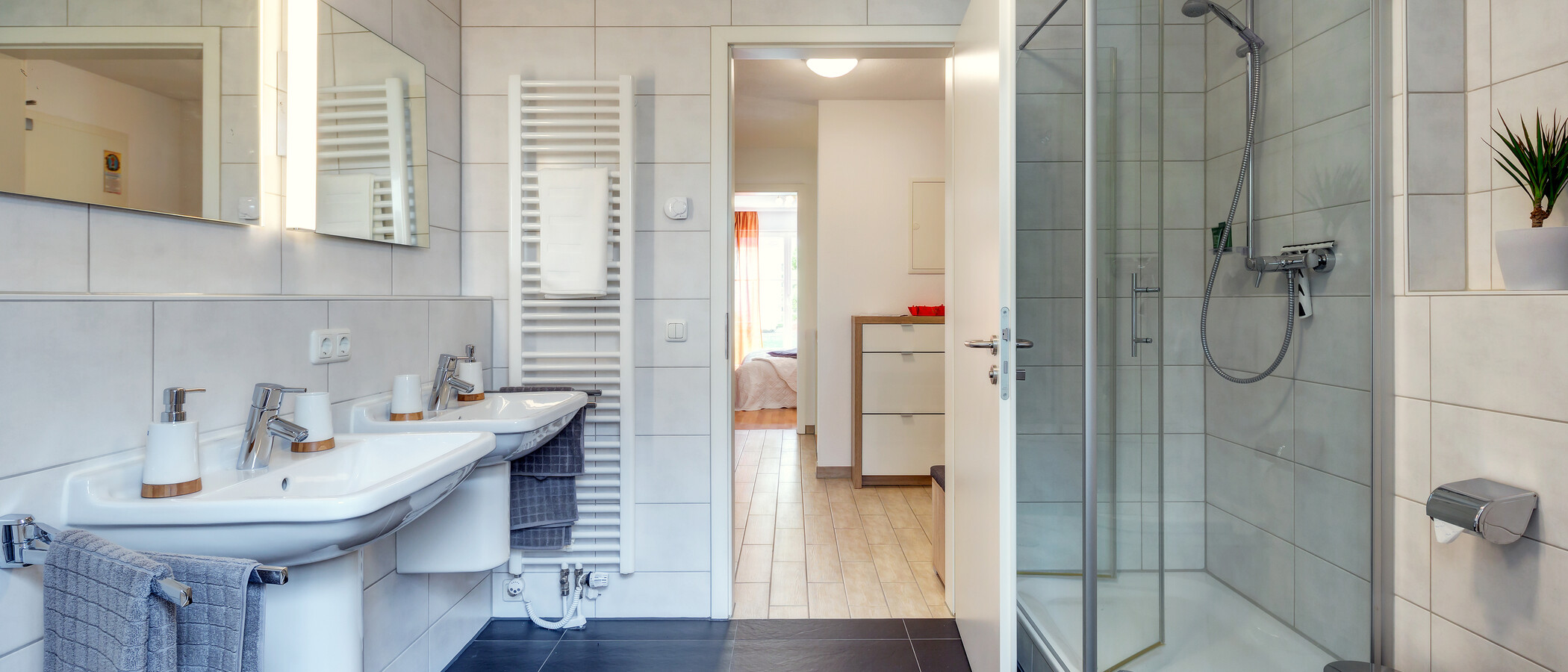 appartement avec jardin München Forstenried 03 salle de bain 9703