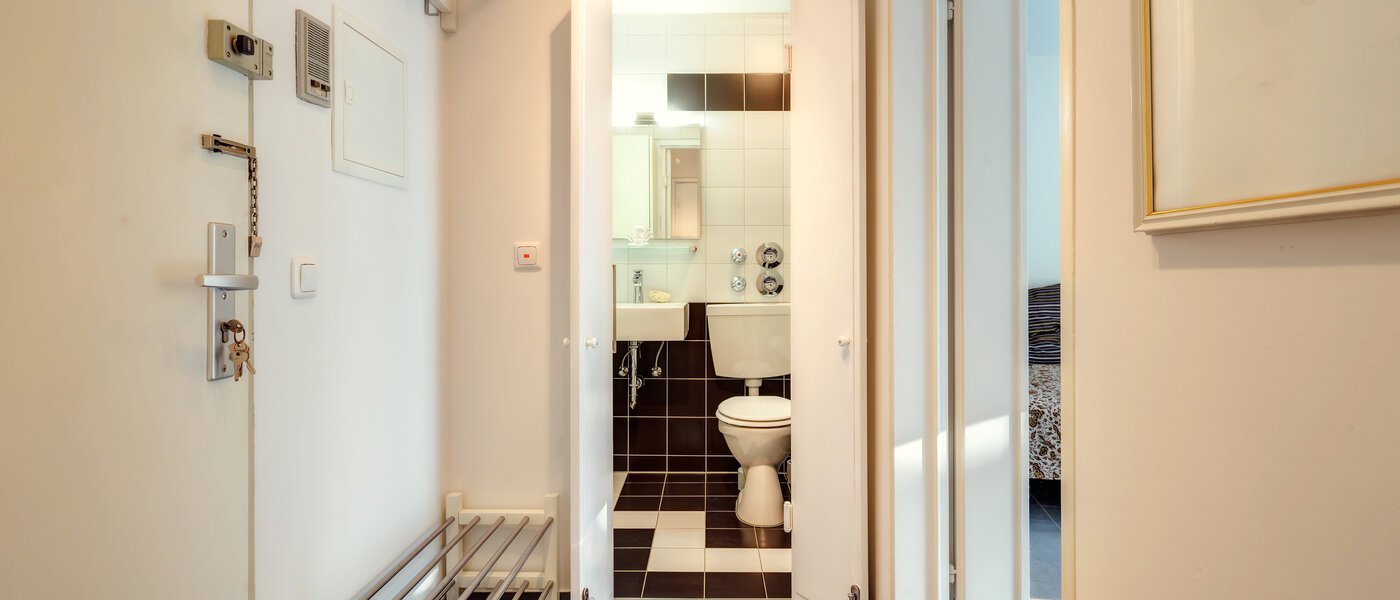 studio München Schwabing (rechts der Leopoldstraße) 02 entrée/couloir 9736